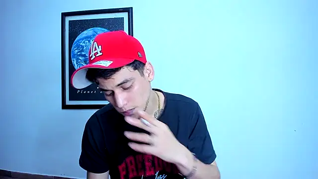 guy master online show from January 29, 6:22 am