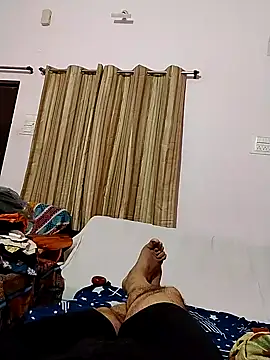 roadtucker123 online show from February 9, 1:01 am