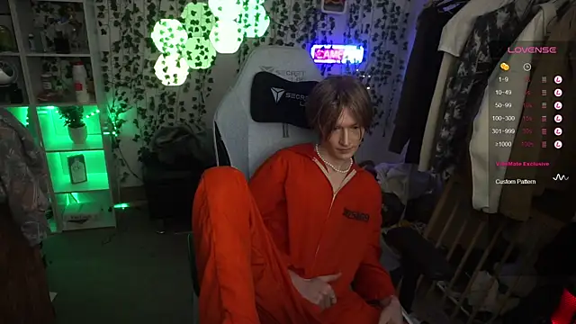 twinkben online show from January 30, 8:42 pm