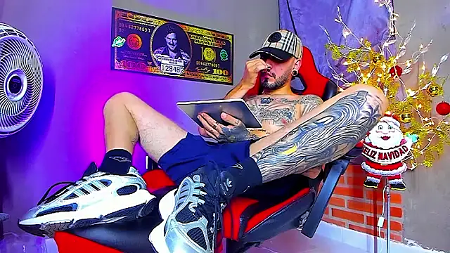 smoker445 online show from November 27, 7:56 am