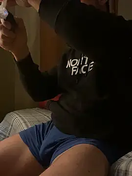 FumesClouds online show from December 23, 1:03 pm