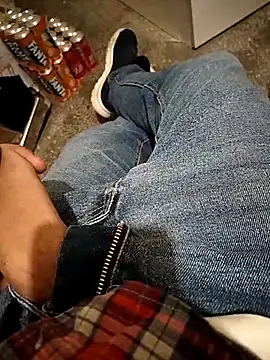 A man in public online show from October 22, 11:14 am