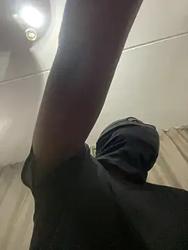 jaytee198610 online show from July 18, 3:02 am