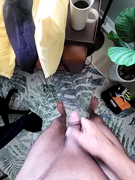 Snapshot of theclubist111 chatting on February 17, 2:48 pm theclubist111 online show from February 17, 2:48 pm