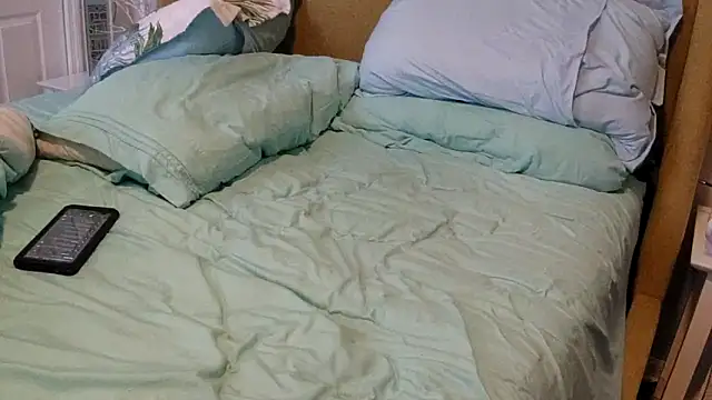 Snapshot of theclubist111 chatting on September 13, 12:06 pm theclubist111 online show from September 13, 12:06 pm