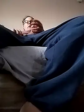 DARemo42O online show from December 7, 7:21 pm