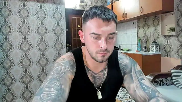 Jonmusclemaster online show from November 17, 8:23 pm