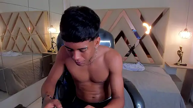 Alan Cute18 online show from February 16, 1:42 pm