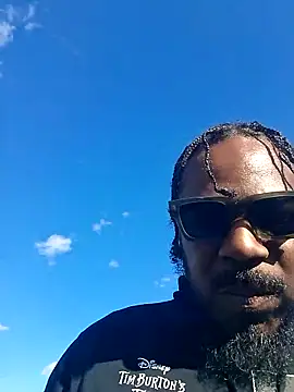 MRHANDSOME3800 online show from October 20, 7:40 pm