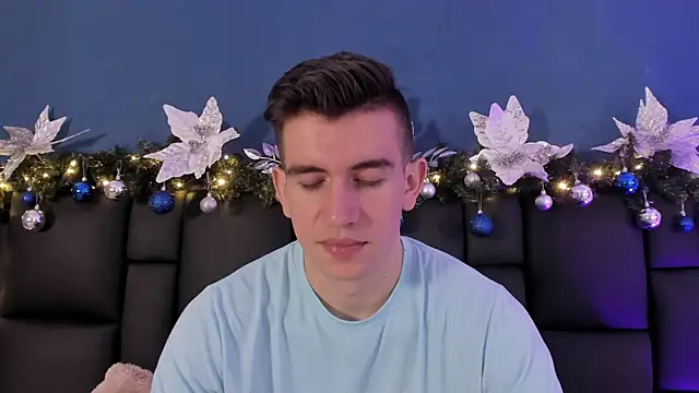 MikaelSlow online show from December 4, 4:30 am