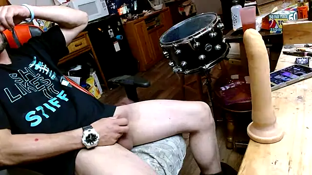 tongueispowerr6d9 online show from May 31, 10:27 am