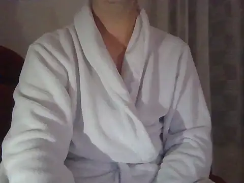 fikoivos online show from November 10, 9:20 pm