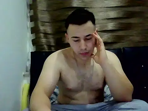 Seksihacker online show from December 12, 7:59 pm