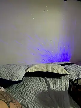 aliensexy online show from January 17, 2:03 am