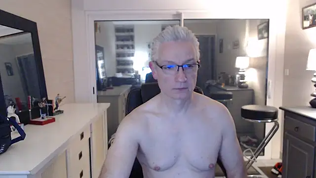 Goduleur69 online show from March 10, 1:23 am