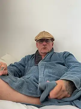 oldenglishguy online show from July 18, 7:58 am