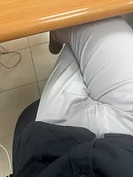 Snapshot of hotisraeli chatting on March 2, 2:58 pm hotisraeli online show from March 2, 2:58 pm