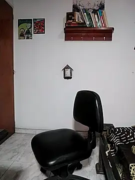 Snapshot of chero_95 chatting on October 23, 8:45 pm chero 95 online show from October 23, 8:45 pm