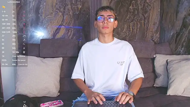 Daviid laidd online show from February 2, 7:55 pm