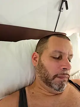 Snapshot of Just2much chatting on October 1, 11:08 pm Just2much online show from October 1, 11:08 pm