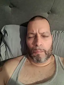 Snapshot of Just2much chatting on March 17, 1:19 pm Just2much online show from March 17, 1:19 pm