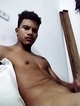 Snapshot of Gutierrez6383 chatting on March 6, 3:13 am Gutierrez6383 online show from March 6, 3:13 am