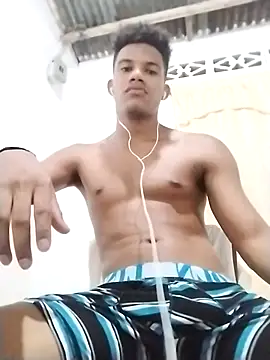 Snapshot of Gutierrez6383 chatting on March 19, 5:08 am Gutierrez6383 online show from March 19, 5:08 am