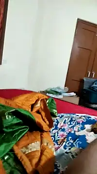 Snapshot of vini1754 chatting on February 16, 7:27 pm vini1754 online show from February 16, 7:27 pm