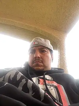 Snapshot of valleyoneofakind chatting on December 28, 9:08 pm valleyoneofakind online show from December 28, 9:08 pm