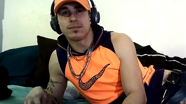 --D-a-D-D-y- online show from February 9, 4:17 am