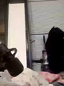 --D-a-D-D-y- online show from February 3, 6:02 am