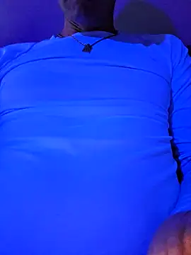 Snapshot of McdyllanXX chatting on March 20, 10:29 pm McdyllanXX online show from March 20, 10:29 pm