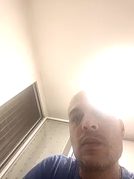 eAndrefHarrf online show from March 4, 10:17 pm