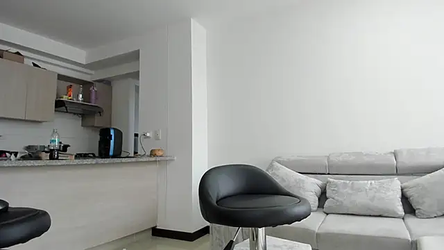 Snapshot of taurus_boy1 chatting on September 14, 12:18 pm taurus boy1 online show from September 14, 12:18 pm