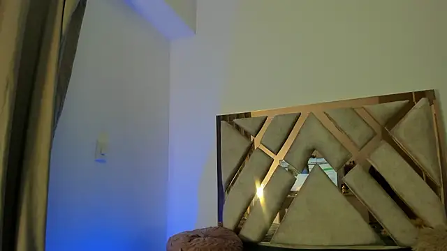 taurus boy1 online show from March 24, 2:28 am