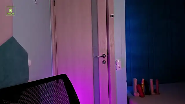 MarkGWalker online show from February 28, 4:32 am