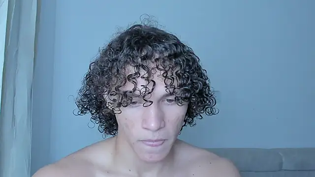 laurent nova online show from February 8, 3:52 am