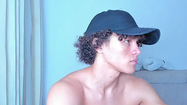 laurent nova online show from January 15, 6:01 am