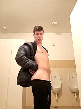 YoungestIlai online show from February 14, 6:40 pm