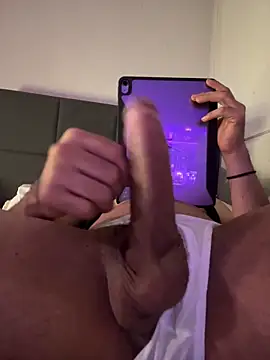 Daniel2zuZ online show from October 19, 1:32 am