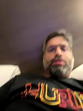 blueleopard05 online show from December 21, 7:05 am