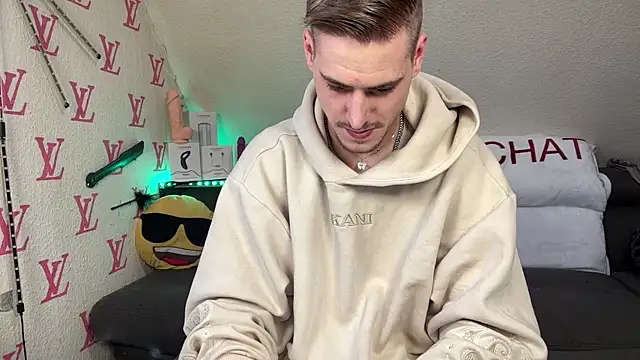 Cookieboy88 online show from February 8, 3:49 pm