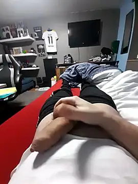 Snapshot of joel43278 chatting on January 4, 3:07 am joel43278 online show from January 4, 3:07 am