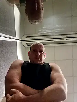 Netterarsch40 online show from September 30, 10:46 pm