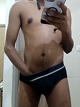 JerryJerome01 online show from April 16, 12:27 pm