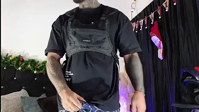 john cartter1 online show from November 29, 11:23 am