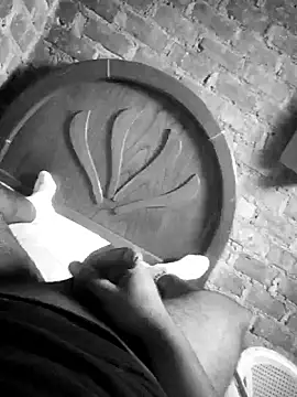 Snapshot of Dnick2 chatting on January 31, 3:33 pm Dnick2 online show from January 31, 3:33 pm