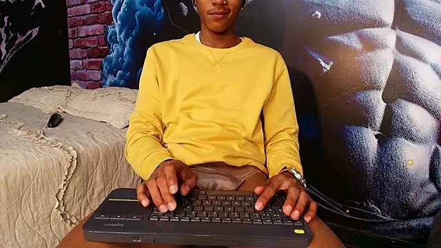 Ethan Fox11 online show from February 23, 2:21 pm