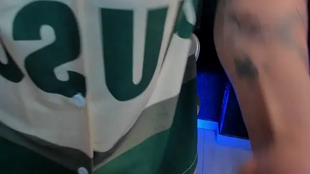 Johan Williams 07 online show from April 13, 11:16 pm