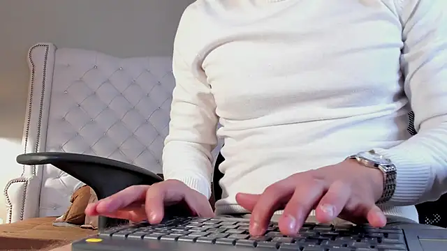 Karimferrer online show from December 5, 8:38 pm